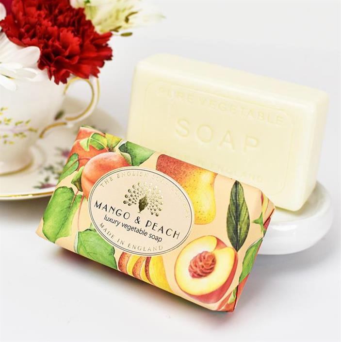 Tvål mango & peach på 200g i förpackning och utan från Saponi